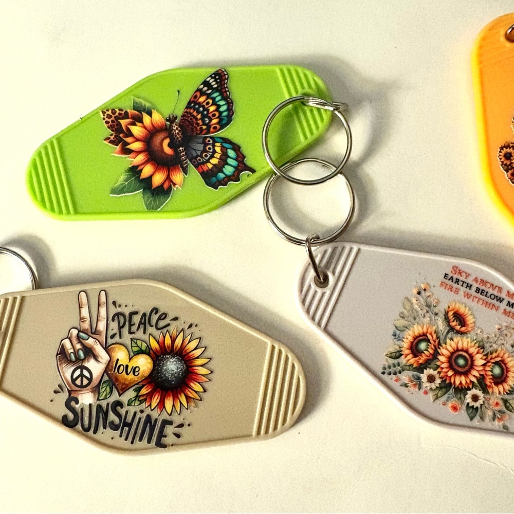 Sunflower Keychain - Picture 6 of 6
